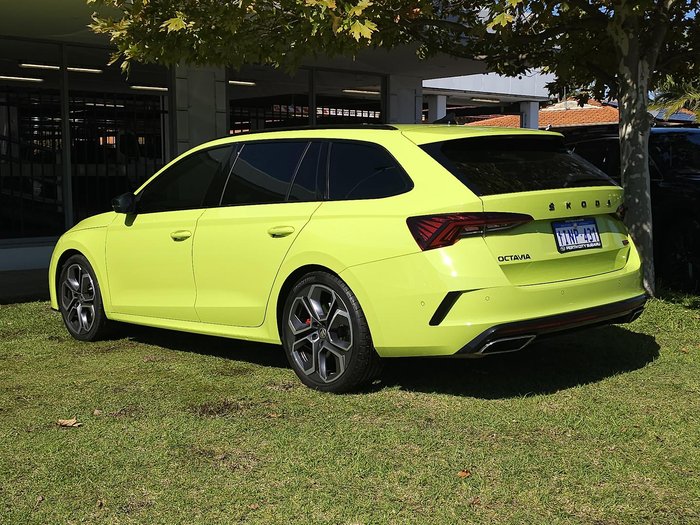 2023 SKODA Octavia RS NX MY24 Mamba Green