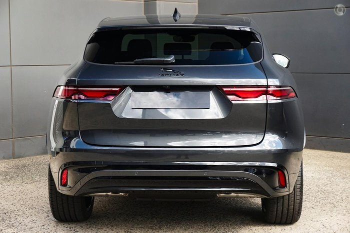 2024 Jaguar F-PACE P250 R-Dynamic SE