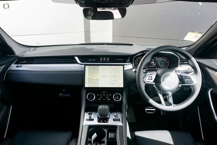 2024 Jaguar F-PACE D300 R-Dynamic SE