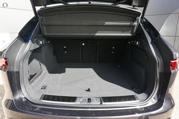 2023 Jaguar F-PACE D300 R-Dynamic SE