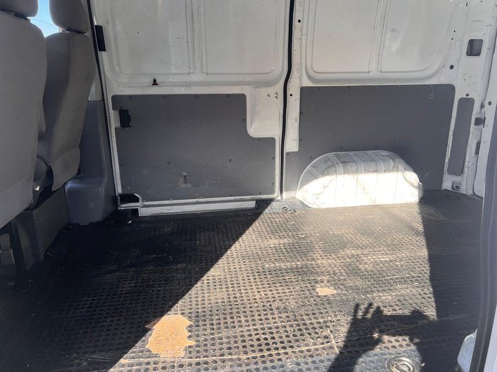 2022 LDV V80 Blanc White