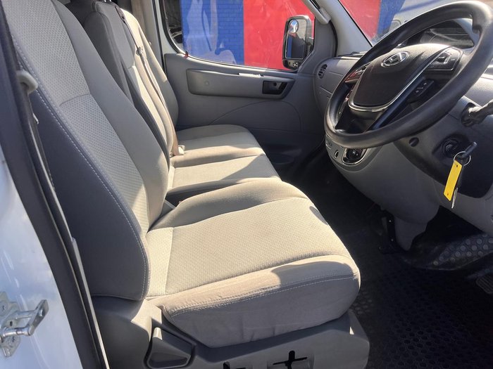 2022 LDV V80 Blanc White