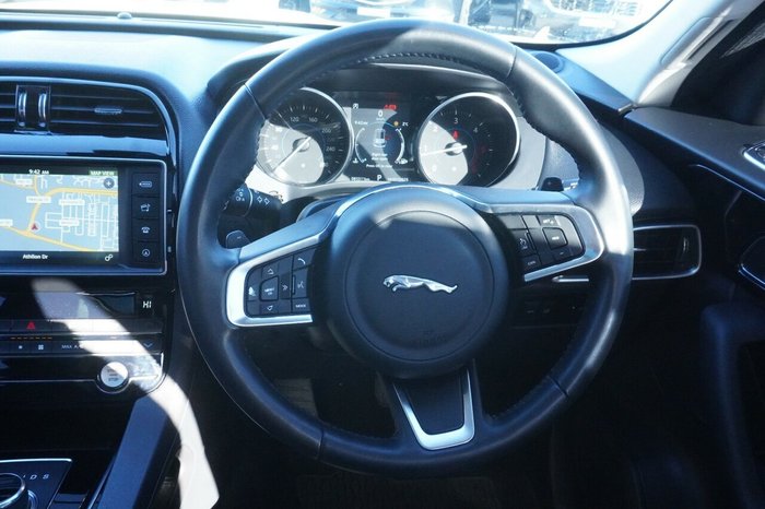 2017 Jaguar F-PACE 20d Prestige