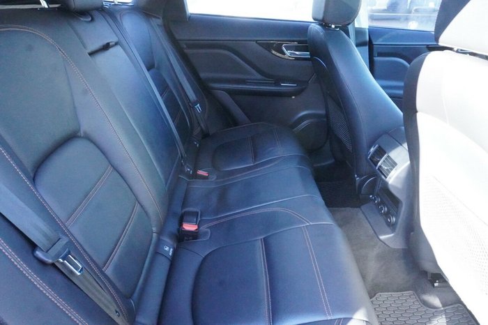 2017 Jaguar F-PACE 20d Prestige