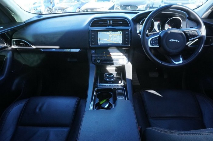 2017 Jaguar F-PACE 20d Prestige