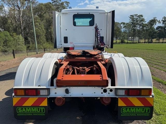 2018 Kenworth T610 Sar, Cummins Isx, 550Hp, 18Sp, 70T Rated SAR