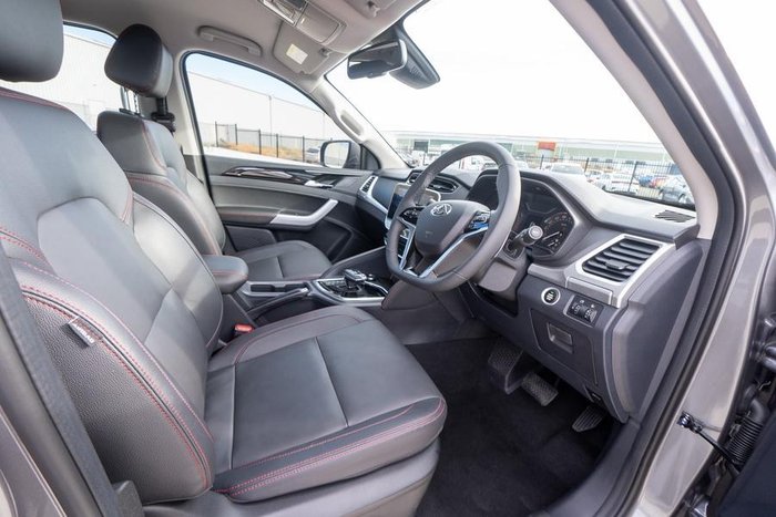 2024 LDV T60 Max LUXE Mega Tub