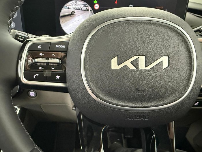 2024 Kia Carnival GT-Line HEV