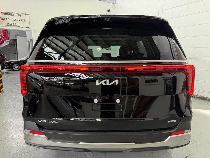 2024 Kia Carnival GT-Line HEV