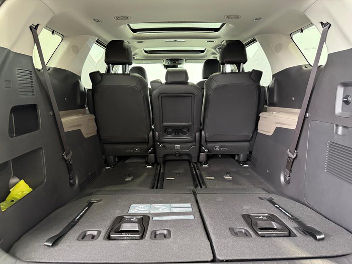 2024 Kia Carnival GT-Line HEV