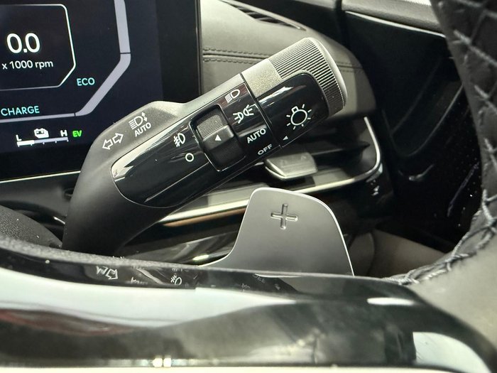 2024 Kia Carnival GT-Line HEV