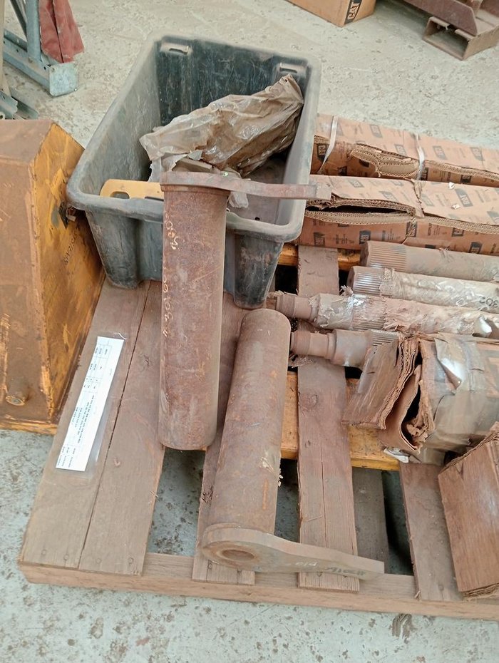 Caterpillar 7T7303 Pin