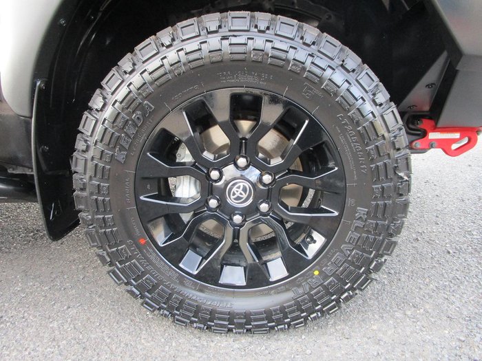 2020 Toyota Hilux Rugged X