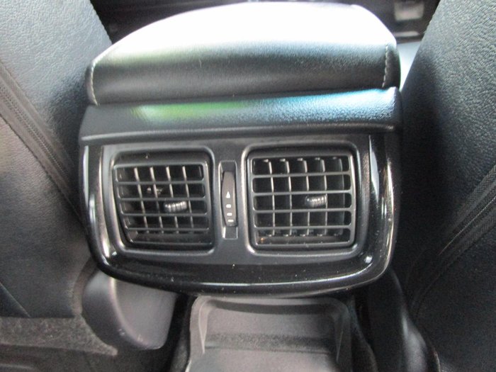 2020 Toyota Hilux Rugged X