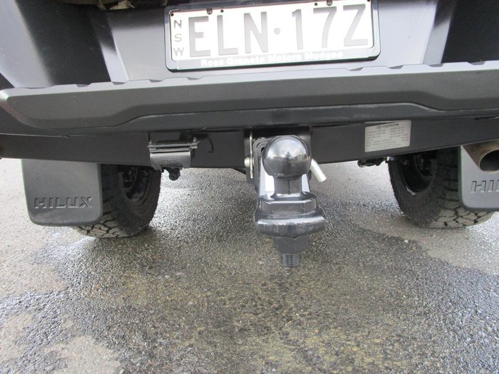 2020 Toyota Hilux Rugged X