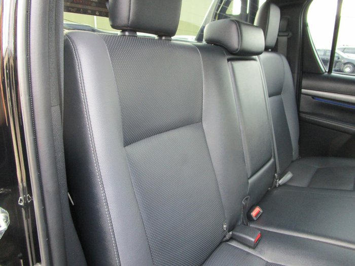 2020 Toyota Hilux Rugged X