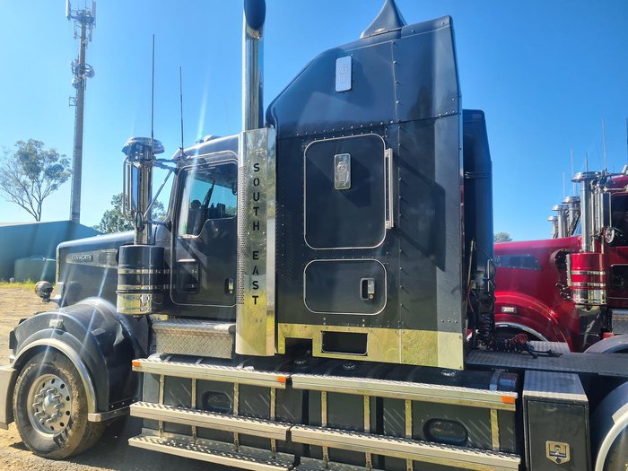 2018 Kenworth T909