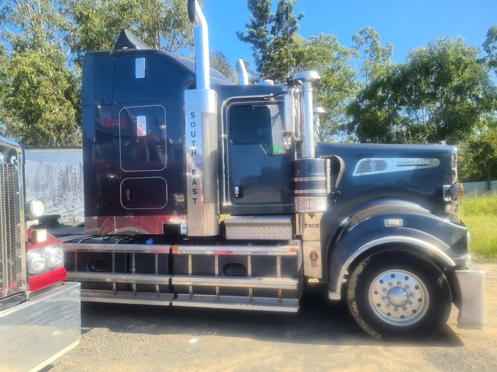 2018 Kenworth T909