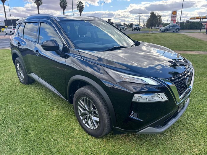 2023 Nissan X-TRAIL ST