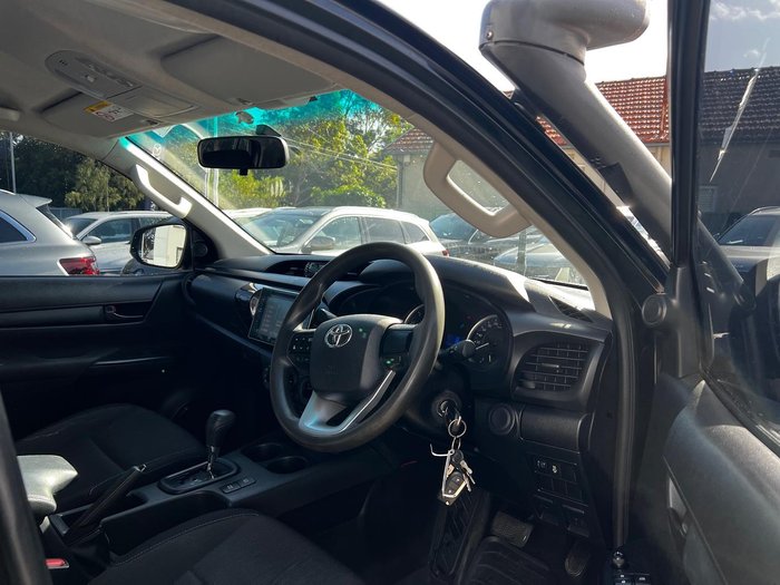 2018 Toyota Hilux Rugged X