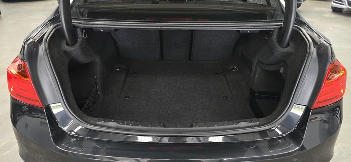 2012 BMW 3 Series 328i F30 MY13 Black