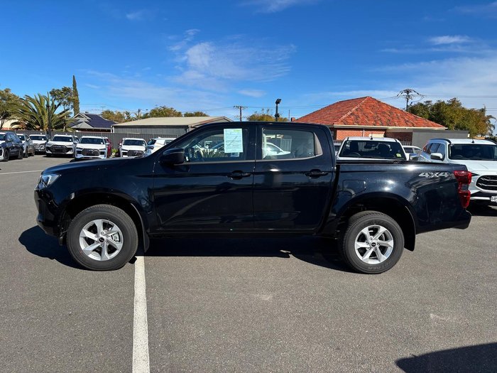 2024 Isuzu D-MAX LS-M