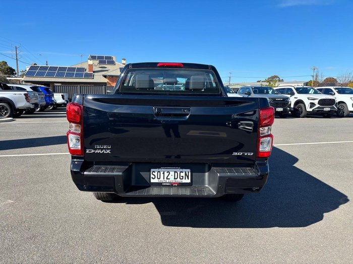 2024 Isuzu D-MAX LS-M