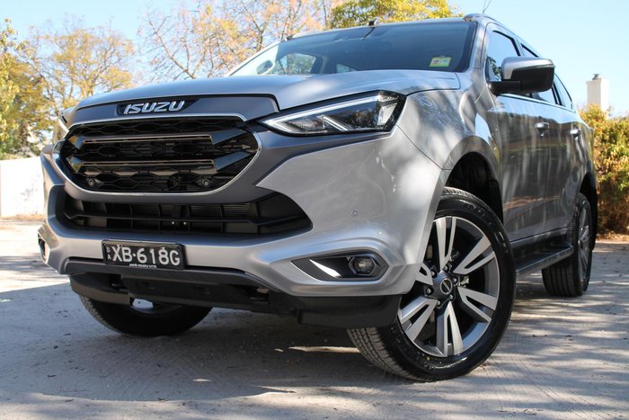 2024 Isuzu MU-X LS-T