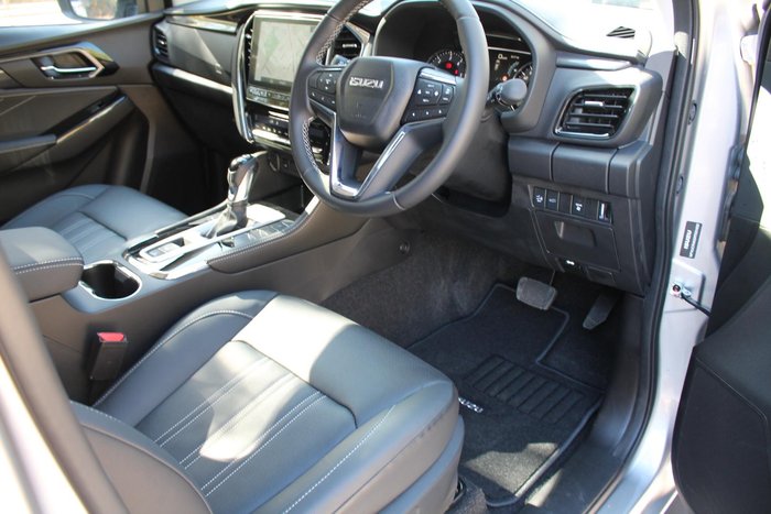 2024 Isuzu MU-X LS-T