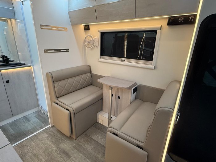 2025 X Series RV Signature 170