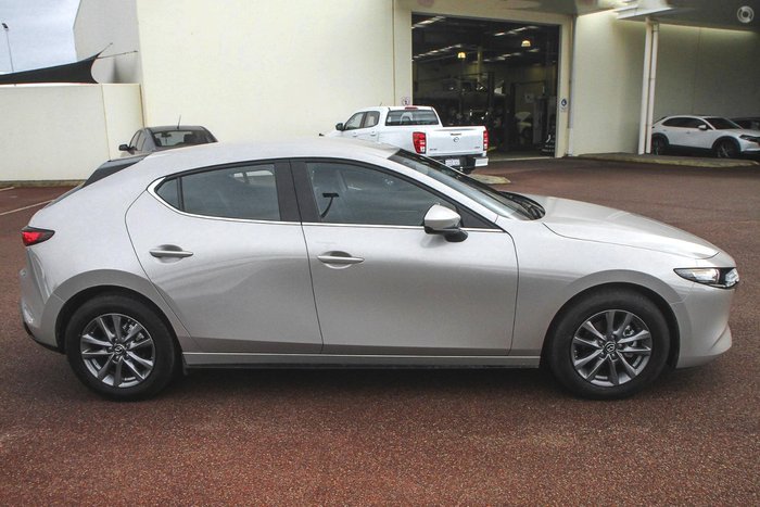 2025 Mazda 3 G20 Pure