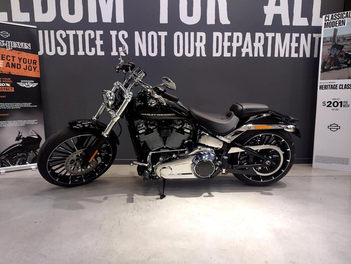 Harley-Davidson Breakout 117 (FXBR) Softail
