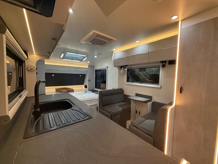 2025 X Series RV Signature 196