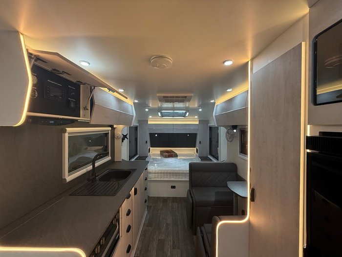 2025 X Series RV Signature 196
