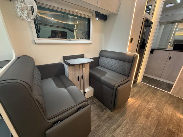 2025 X Series RV Signature 196