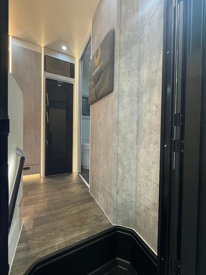 2025 X Series RV Signature 196