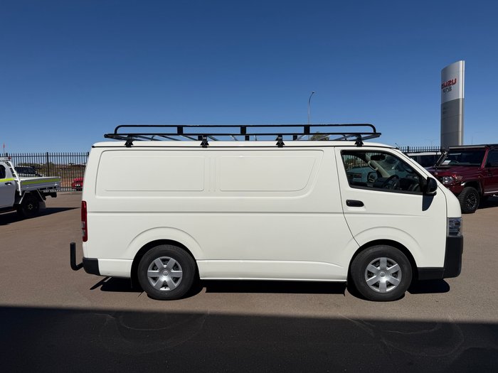 2019 Toyota HIACE LWB