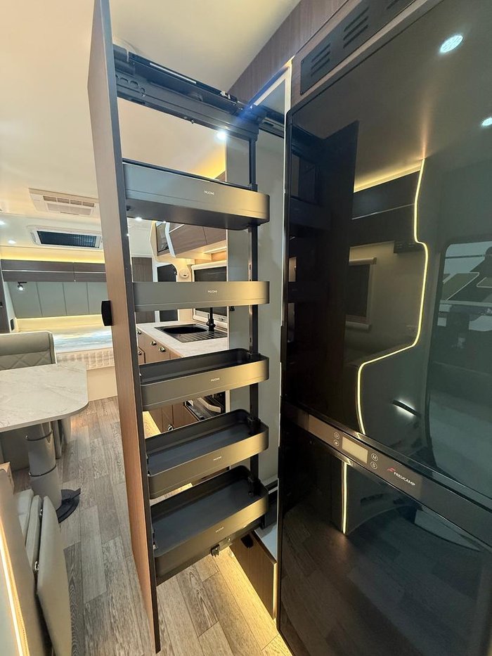 2025 X Series RV Signature 206