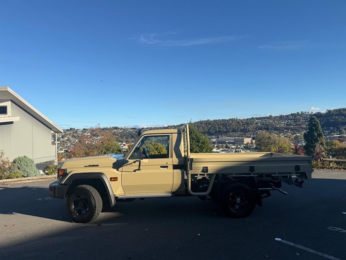 2025 Toyota Landcruiser GXL
