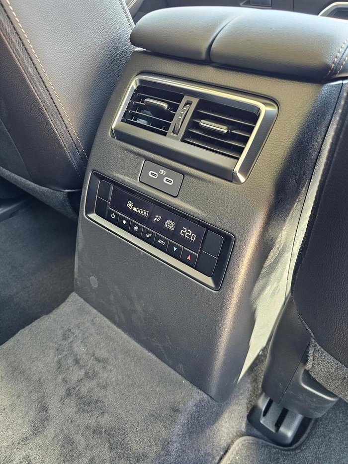 2025 Mazda CX-80 G40e Touring