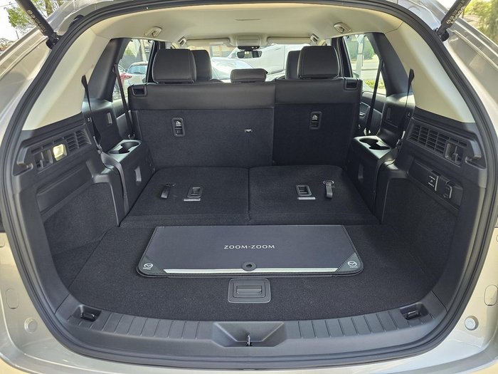 2025 Mazda CX-80 G40e Touring