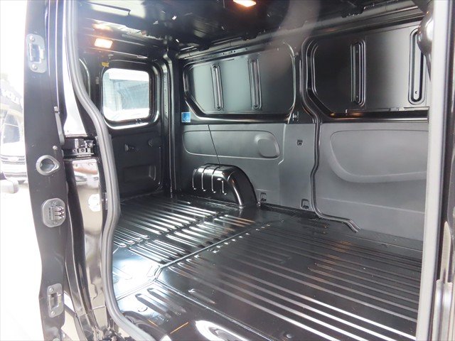 2025 Renault Trafic Premium