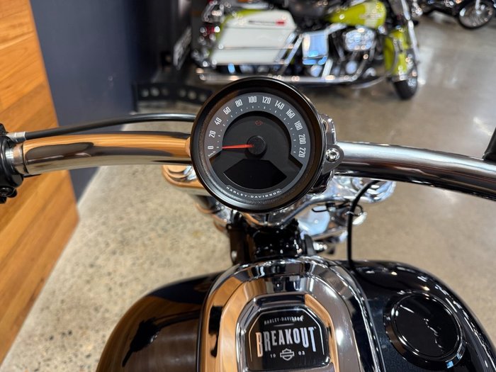 2025 Harley-davidson FXBR BREAKOUT (117) BLACK