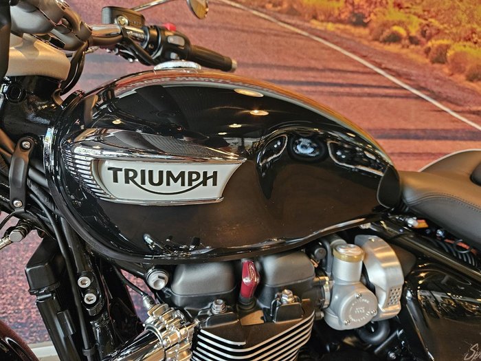 2025 Triumph Bonneville Speedmaster Speedmaster Black