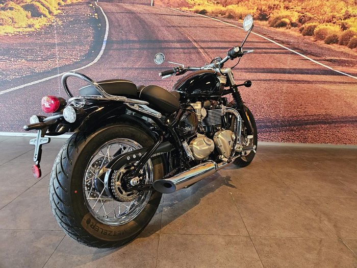 2025 Triumph Bonneville Speedmaster Speedmaster Black