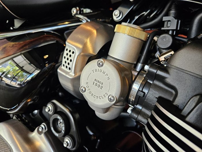 2025 Triumph Bonneville Speedmaster Speedmaster Black