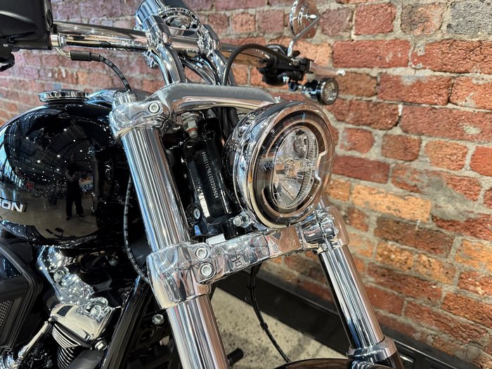 2025 Harley-Davidson Breakout 117 (FXBR) Softail Black