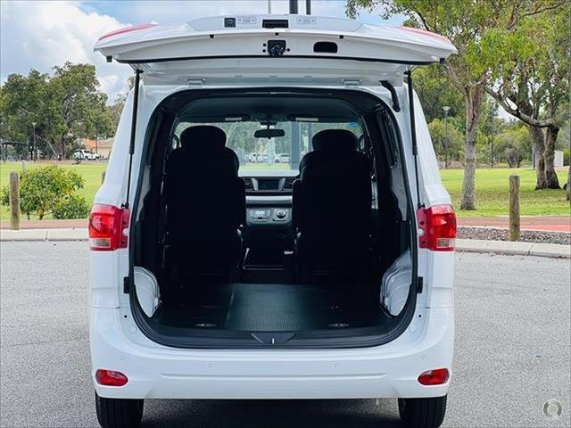 2025 LDV G10 
