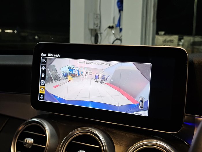 2021 Mercedes-Benz C-Class C300