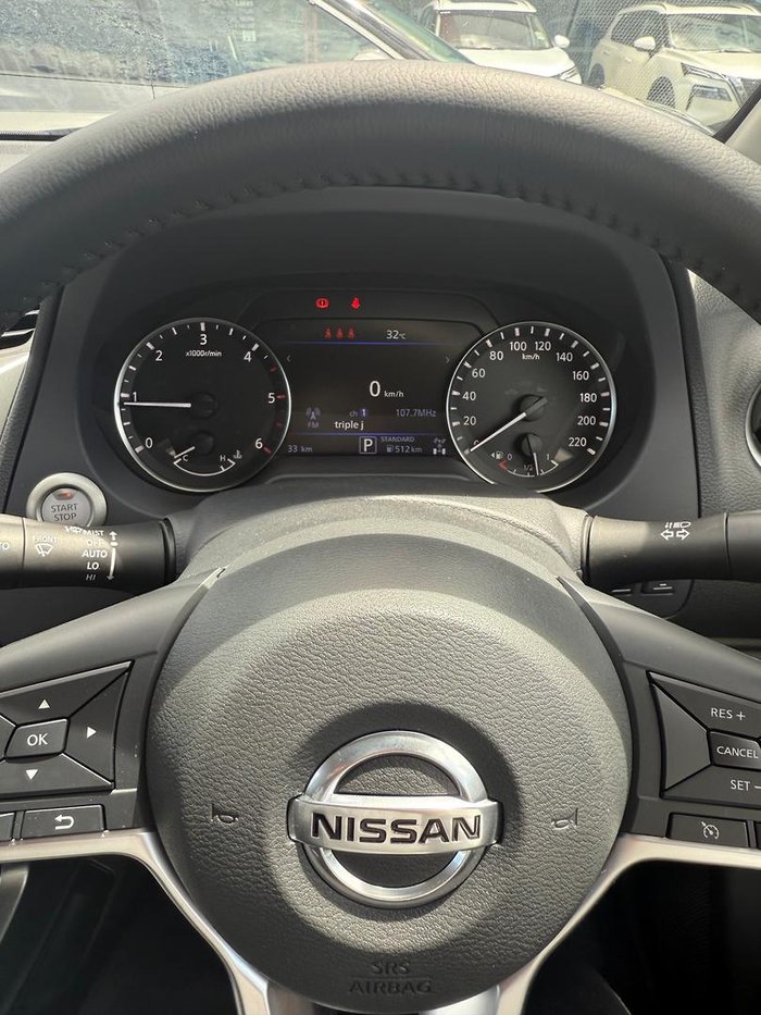 2024 Nissan Navara ST-X